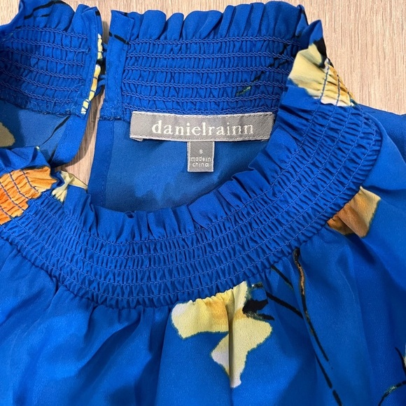 Daniel Rainn Royal Blue Floral Blouse - Picture 5 of 6